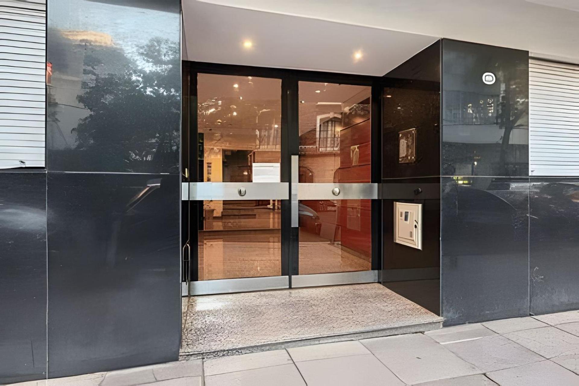 Apartamento Espacioso Con Terraza Y Bbq Privada En Belgrano *