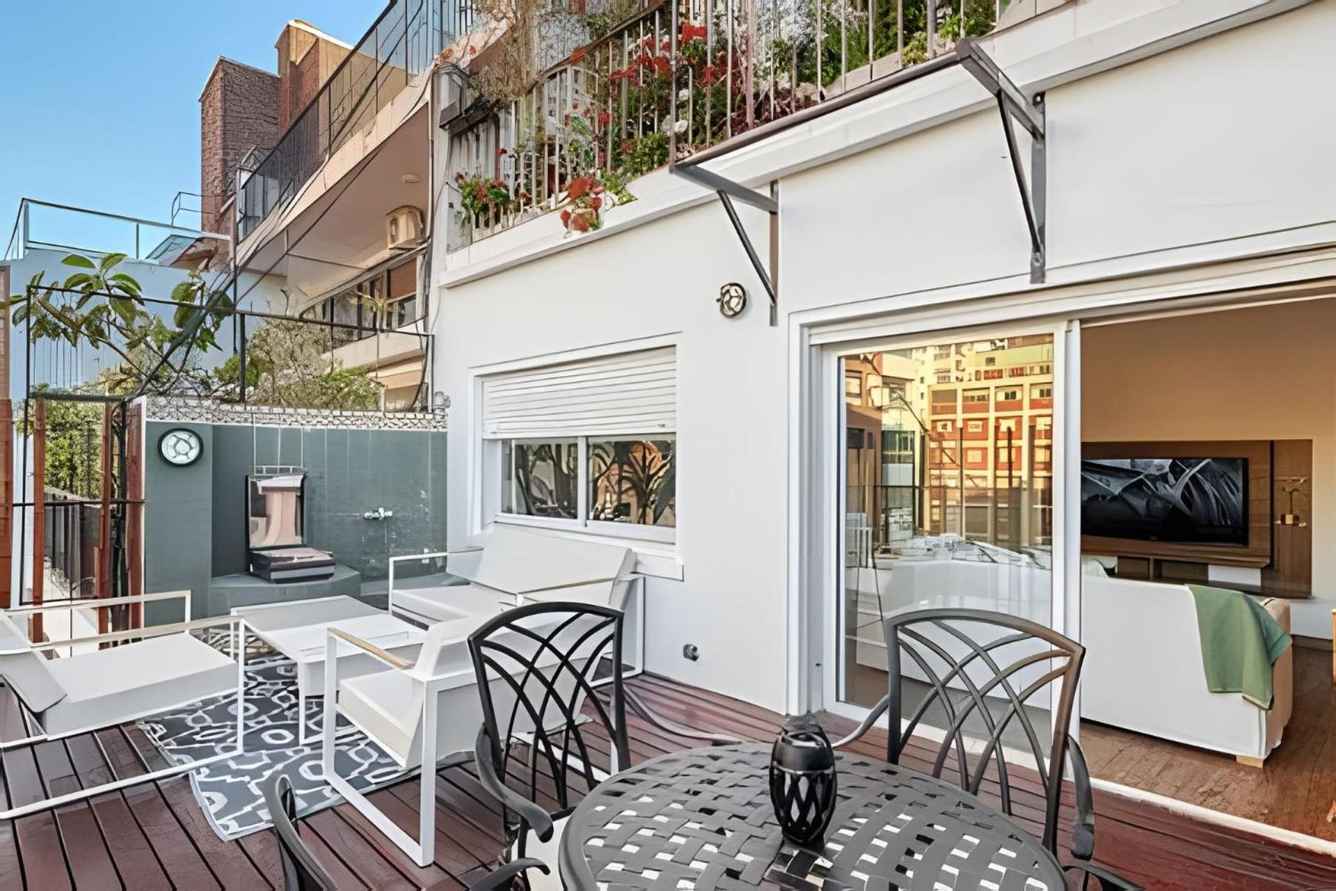 Apartamento Espacioso Con Terraza Y Bbq Privada En Belgrano *