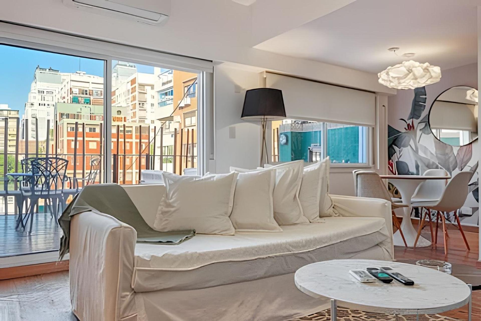 Espacioso Con Terraza Y Bbq Privada En Belgrano *